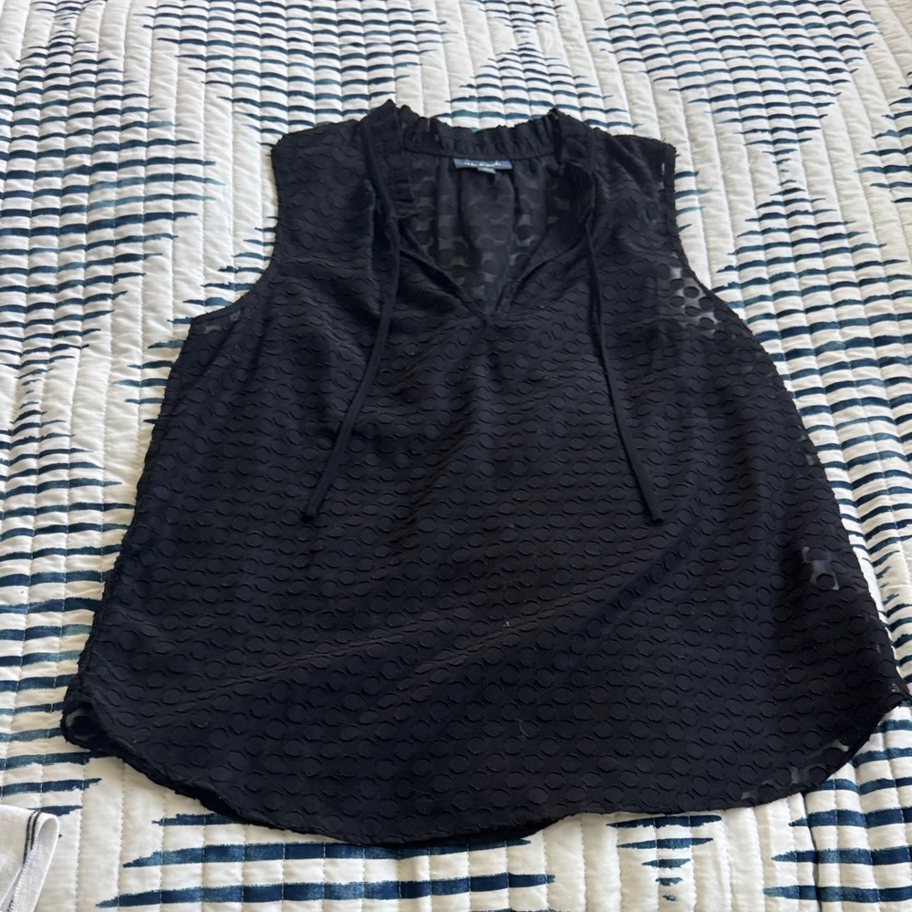 Modcloth Black Textured Sleeveless Blouse